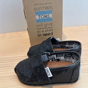 Toms Black Moccasins Sparkly Slip-On Shoes